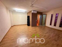 Oficina en alquiler en Vélez-Málaga, Centro photo 0