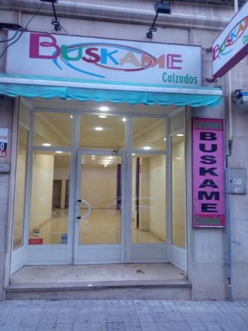 Local comercial en alquiler en Alcoy-Alcoi, Barri Zona Nord photo 0