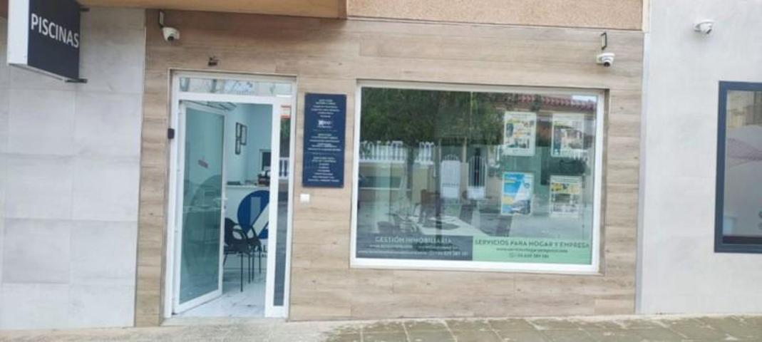 Local comercial en alquiler en Retamar photo 0