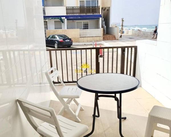 Apartamento en alquiler en Cartagena, La Manga Del Mar Menor photo 0
