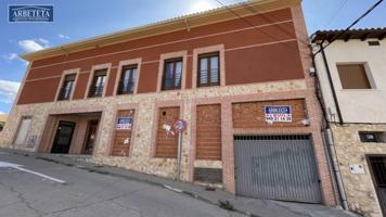 Local comercial en alquiler en Chiloeches, Torija photo 0