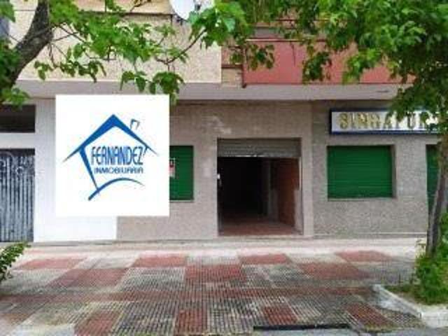 Local comercial en alquiler en Cáceres, R-66 photo 0