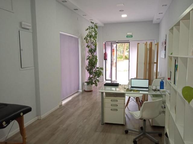 Local comercial en alquiler en Cáceres, CACERES photo 0