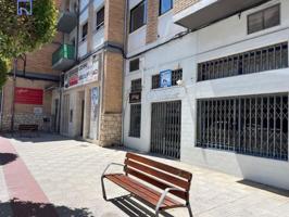 Local comercial en alquiler en Tudela, Avenida Santa Ana photo 0