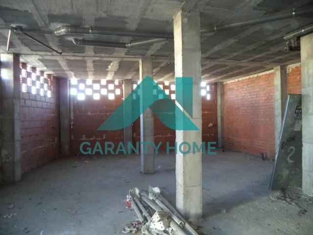 Local comercial en alquiler en Cáceres, SAN BLAS photo 0