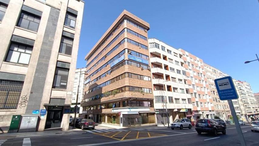 Oficina en alquiler en Vigo, Centro Urbano photo 0