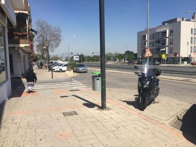 Local comercial en alquiler en El Palmar, Avda 1º de mayo photo 0