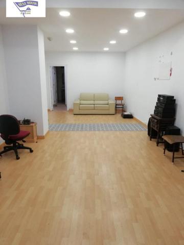 Local comercial en alquiler en Albacete, Centro-Villacerrada photo 0