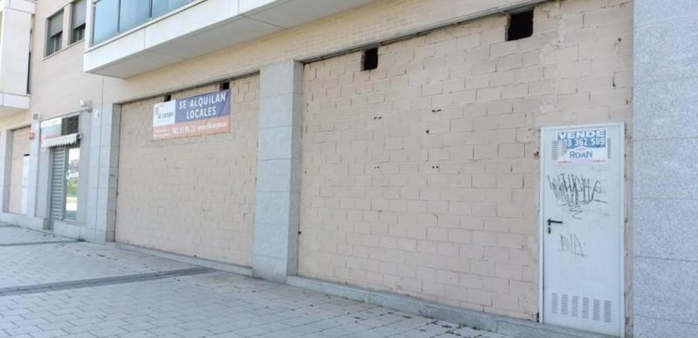 Local comercial en alquiler en Valladolid, Pinar de Jalón photo 0