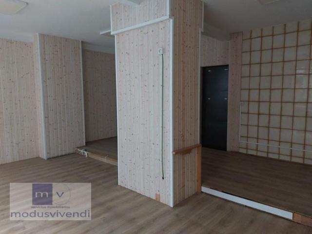 Local comercial en alquiler en León photo 0