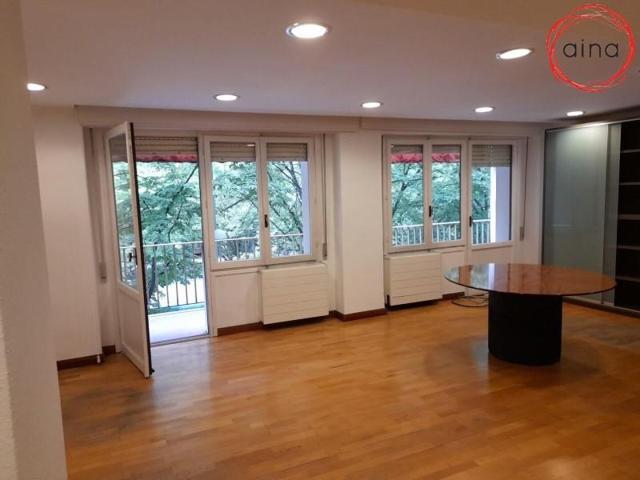 Oficina en alquiler en Pamplona, Iturrama photo 0