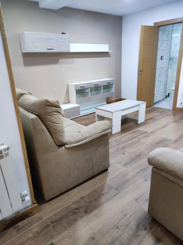 Piso en alquiler en Valladolid, Delicias photo 0