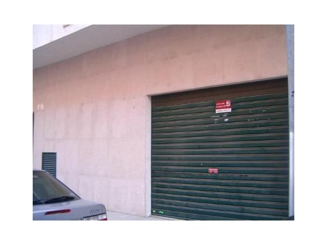 Local comercial en alquiler en Alzira, Alquenència-Venècia photo 0