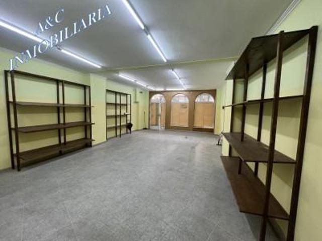 Local comercial en alquiler en Lugo, Sur photo 0