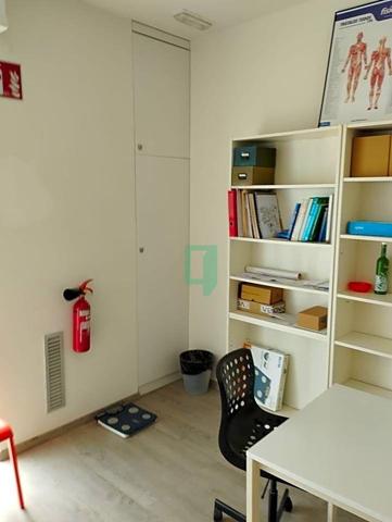 Local comercial en alquiler en Badalona, Carrer de Sant Ramon, 08912 photo 0