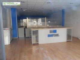 Local comercial en alquiler en Gijón, El Coto photo 0