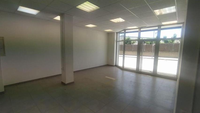 Local comercial en alquiler en El Morell, Escoles photo 0