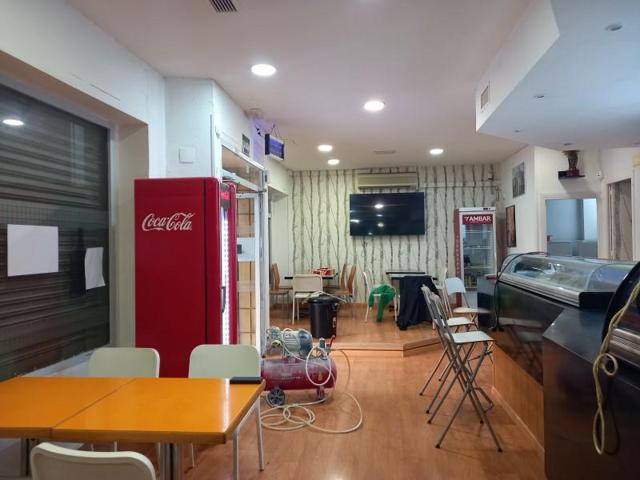 Local comercial en alquiler en Zaragoza, Barrio de San José photo 0