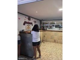 Local comercial en alquiler en L'Hospitalet de Llobregat photo 0