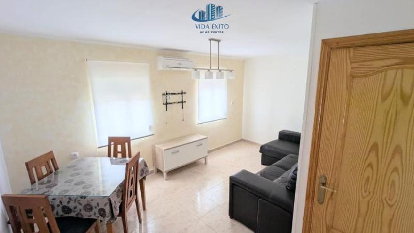 Apartamento en alquiler en Jaén, La Glorieta photo 0