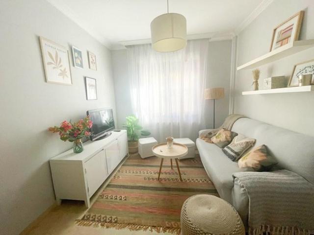 Apartamento en alquiler en Badajoz photo 0