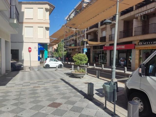 Local comercial en alquiler en Atarfe, Centro photo 0