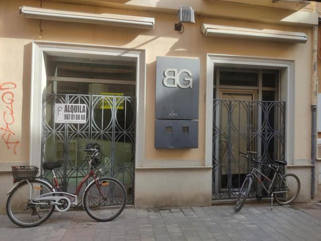 Local comercial en alquiler en Almansa, Centro photo 0