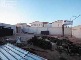 Terreno en alquiler en Tomelloso, Avda. Juan Carlos I photo 0