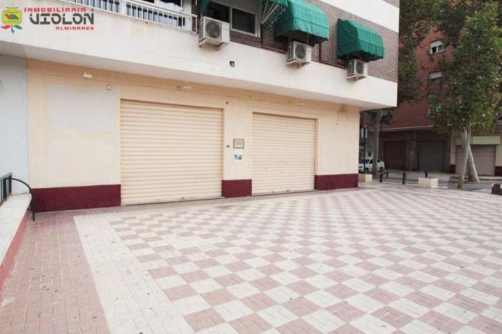 Local comercial en alquiler en Granada, Alminares photo 0