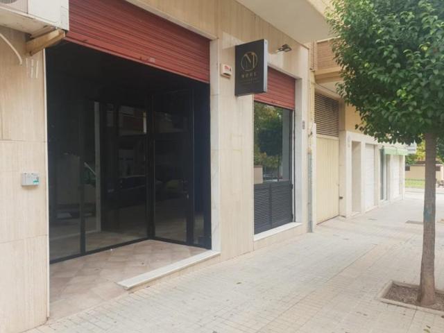 Local comercial en alquiler en Petrer, El Campet photo 0