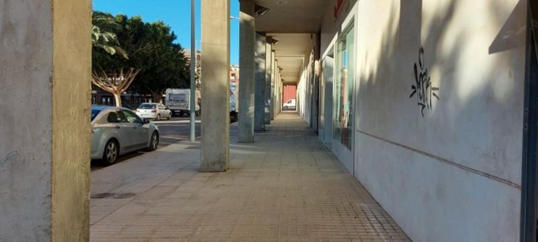 Local comercial en alquiler en El Ejido, Pabellon photo 0