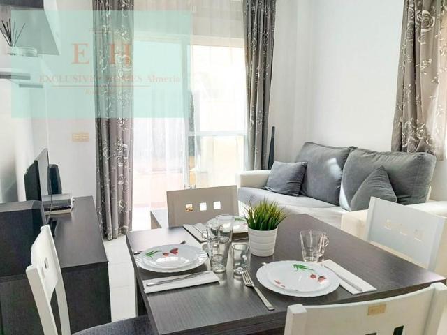 Apartamento en alquiler en Vera photo 0