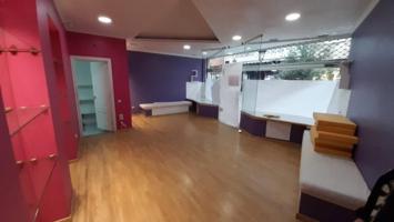 Local comercial en alquiler en Boiro, Estatuto de galicia photo 0