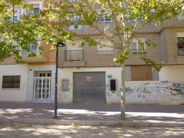 Local comercial en alquiler en Almansa, Pedro la mata photo 0