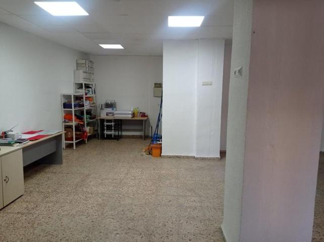 Local comercial en alquiler en Xirivella, Xirivella photo 0