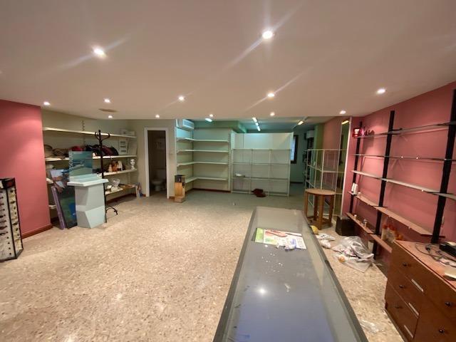 Local comercial en alquiler en Lleida, ESCORXADOR photo 0