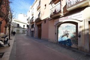 Local comercial en alquiler en Vilanova i la Geltrú, Casernes photo 0