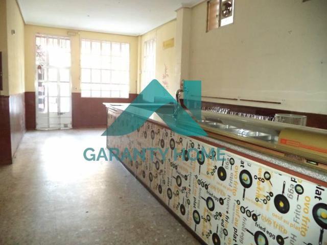 Local comercial en alquiler en Cáceres, Centro photo 0