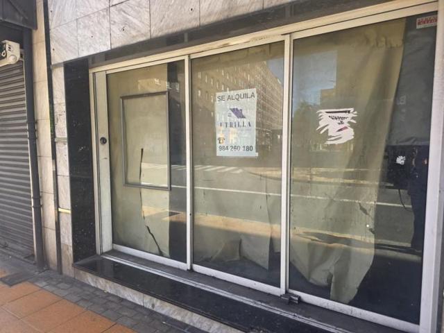 Local comercial en alquiler en Gijón, La Calzada photo 0