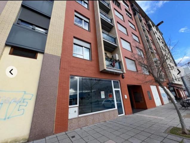 Local comercial en alquiler en Ponferrada, La rosaleda photo 0