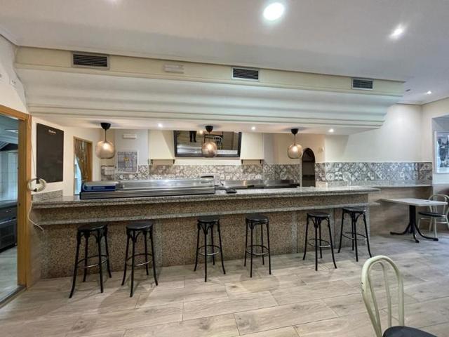 Local comercial en alquiler en Fuenlabrada, San Andrés photo 0