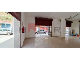 Local comercial en alquiler en el Prat de Llobregat photo 0