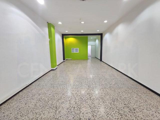 Local comercial en alquiler en Reus photo 0