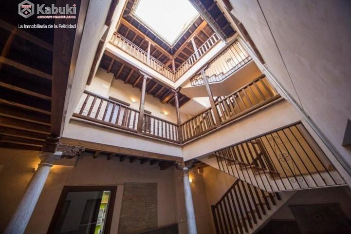 Piso en alquiler en Granada, Sagrario photo 0