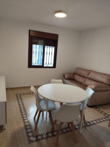 Duplex en alquiler en Jaén, Centro photo 0