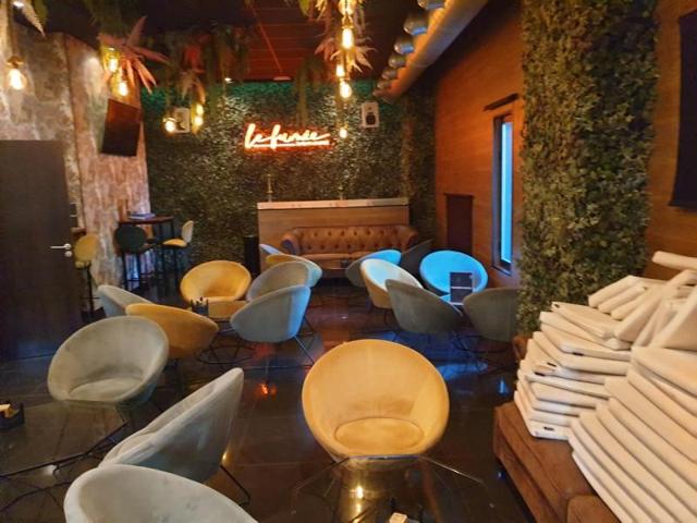 Local comercial en alquiler en Elda, Elda photo 0