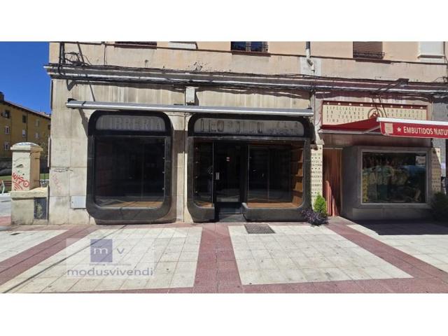 Local comercial en alquiler en León photo 0