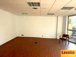 Oficina en alquiler en Santander photo 0