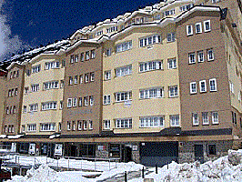 Garaje en alquiler en Monachil photo 0