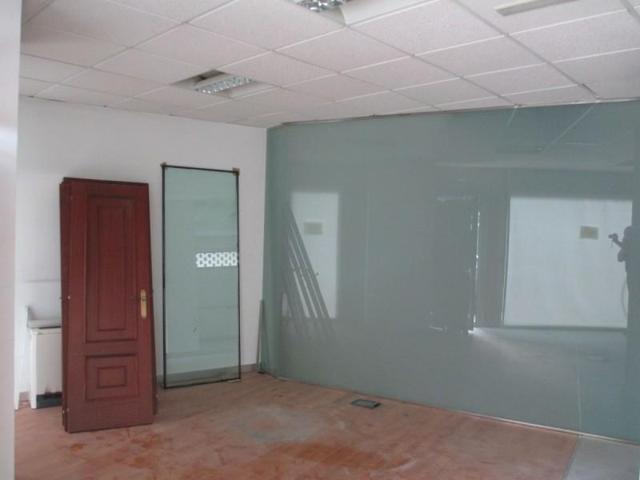 Local comercial en alquiler en Lugo, Parque Rosalia de Castro photo 0